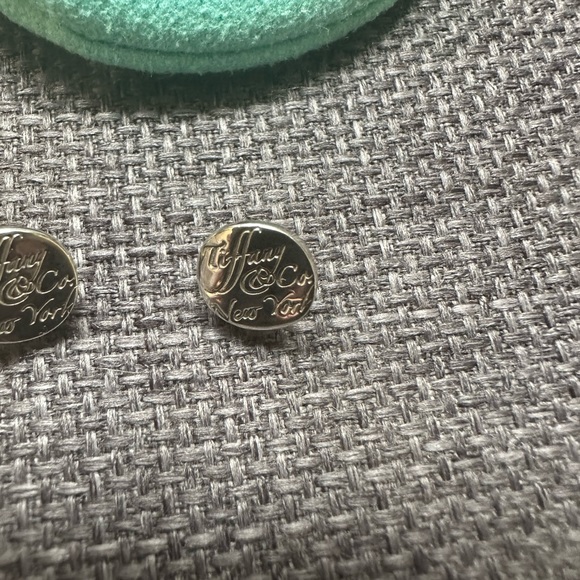 Tiffany & Co  New York earrings - Picture 3 of 3